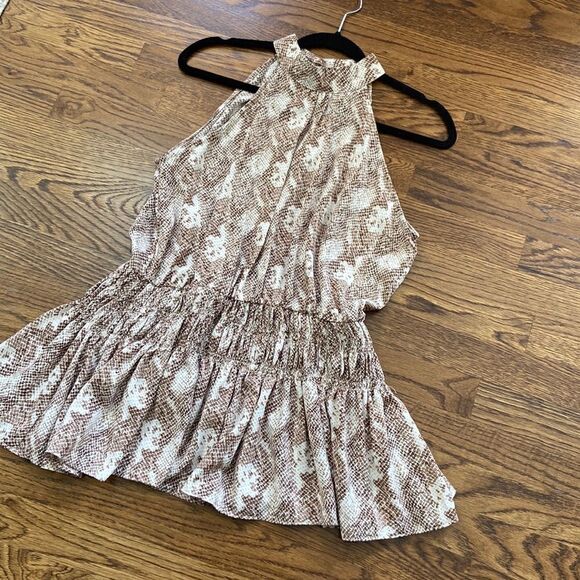 LAST one! NWT Sleeveless Snakeskin Print Blouse By Glam, Size Large - Picture 2 of 7